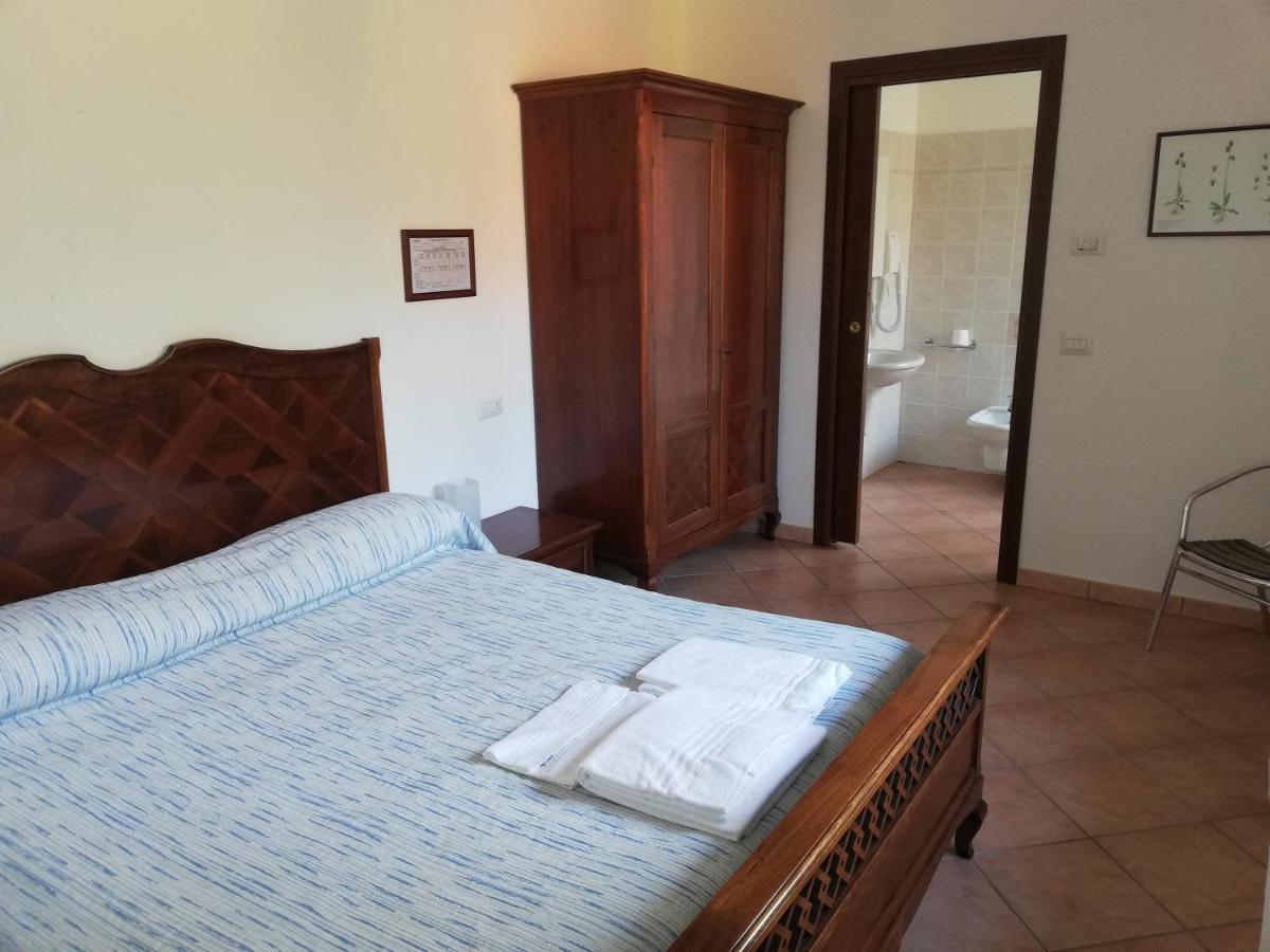 Agriturismo Al Motto Cambiasca Buitenkant foto